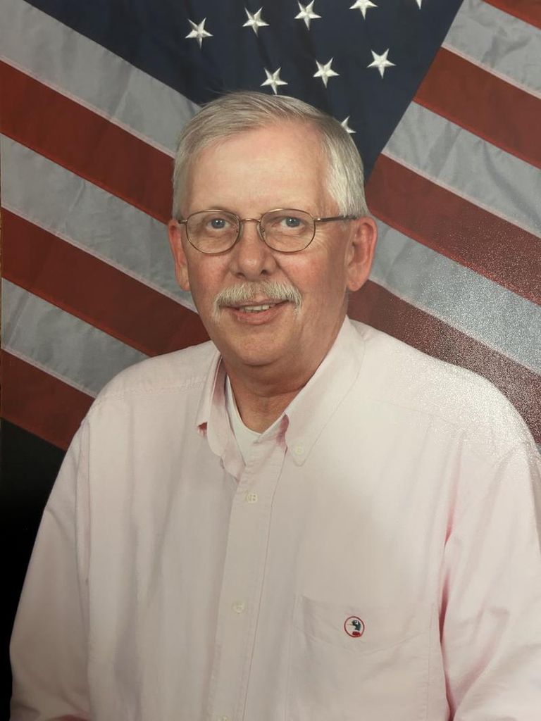 Robert Leland Smith, Jr. Profile Photo