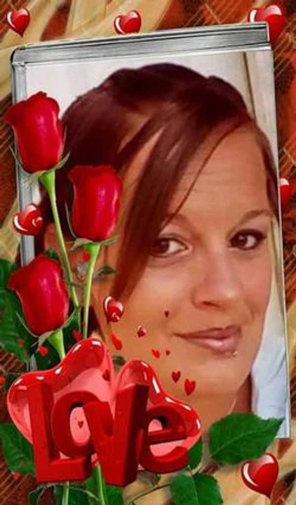 Ashlie Noelle Lansdown