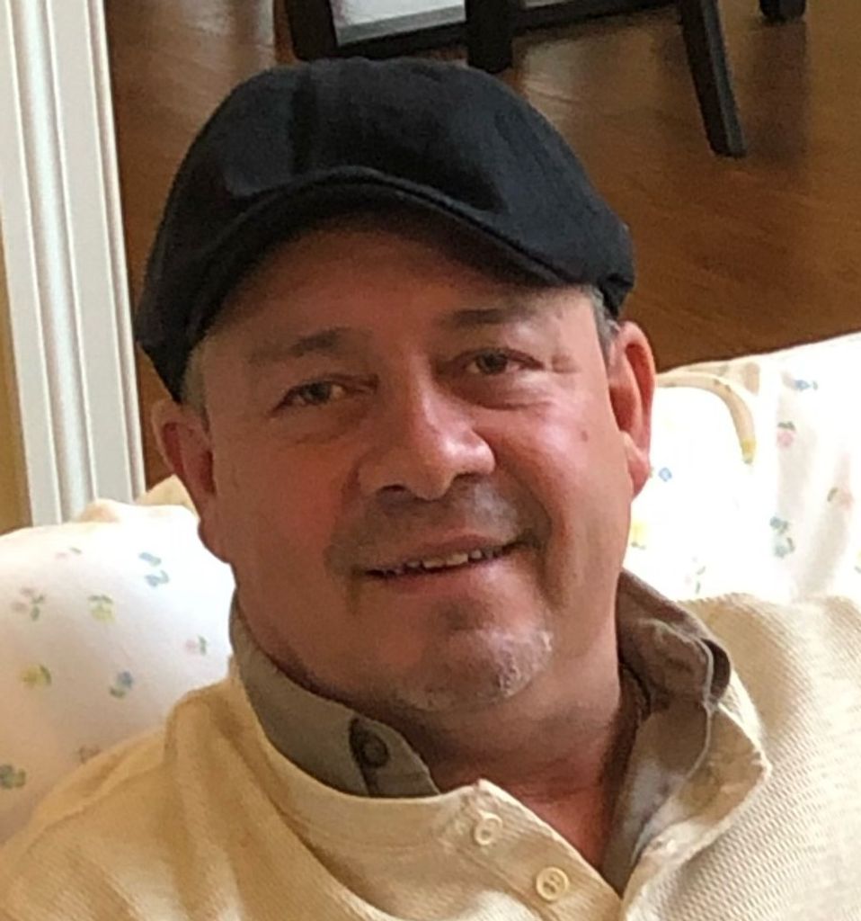 Luis R. Hernandez Profile Photo