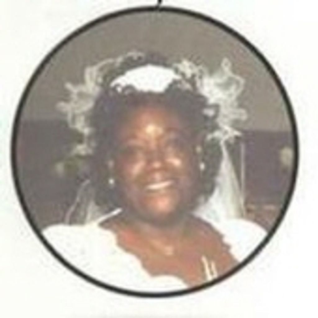 Lisa R Campbell
