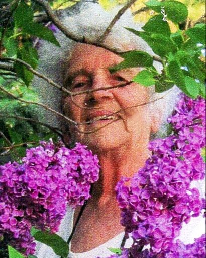 Cleopatra Heinrichs's obituary image