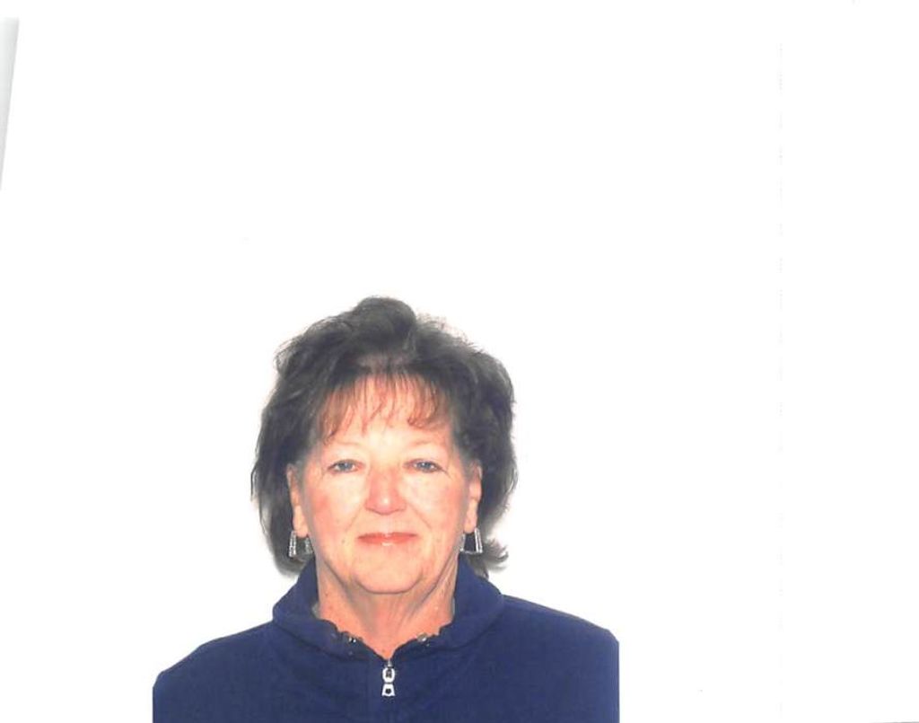 Lorrie J. (Bishop)  Pomanek