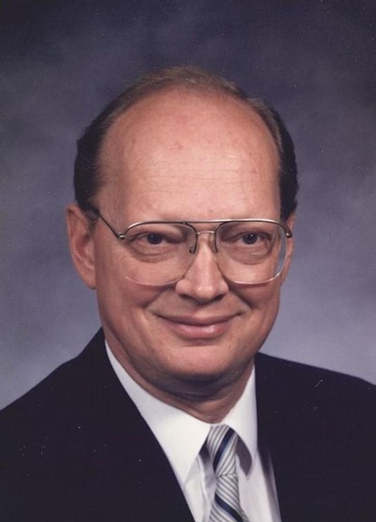 Carl W. Bollwinkel Profile Photo