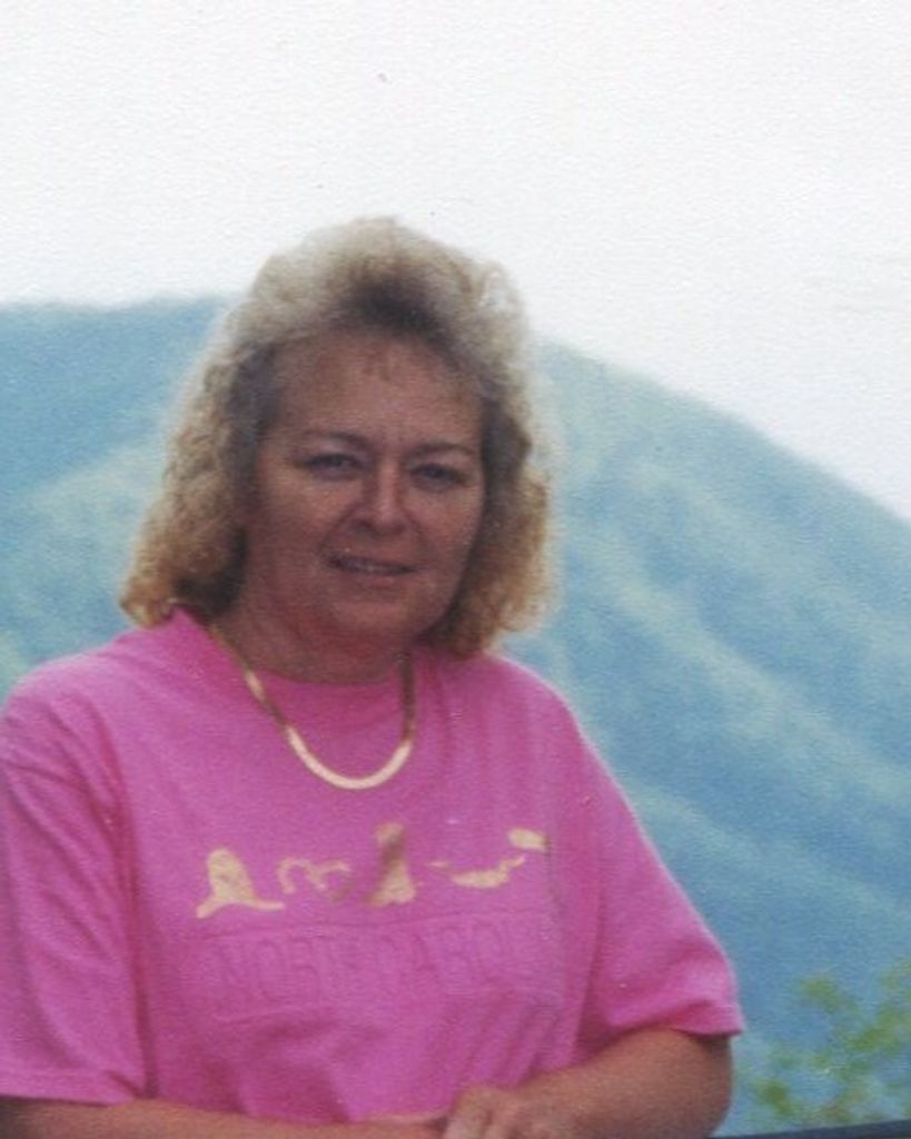 Linda Ann Hoxit