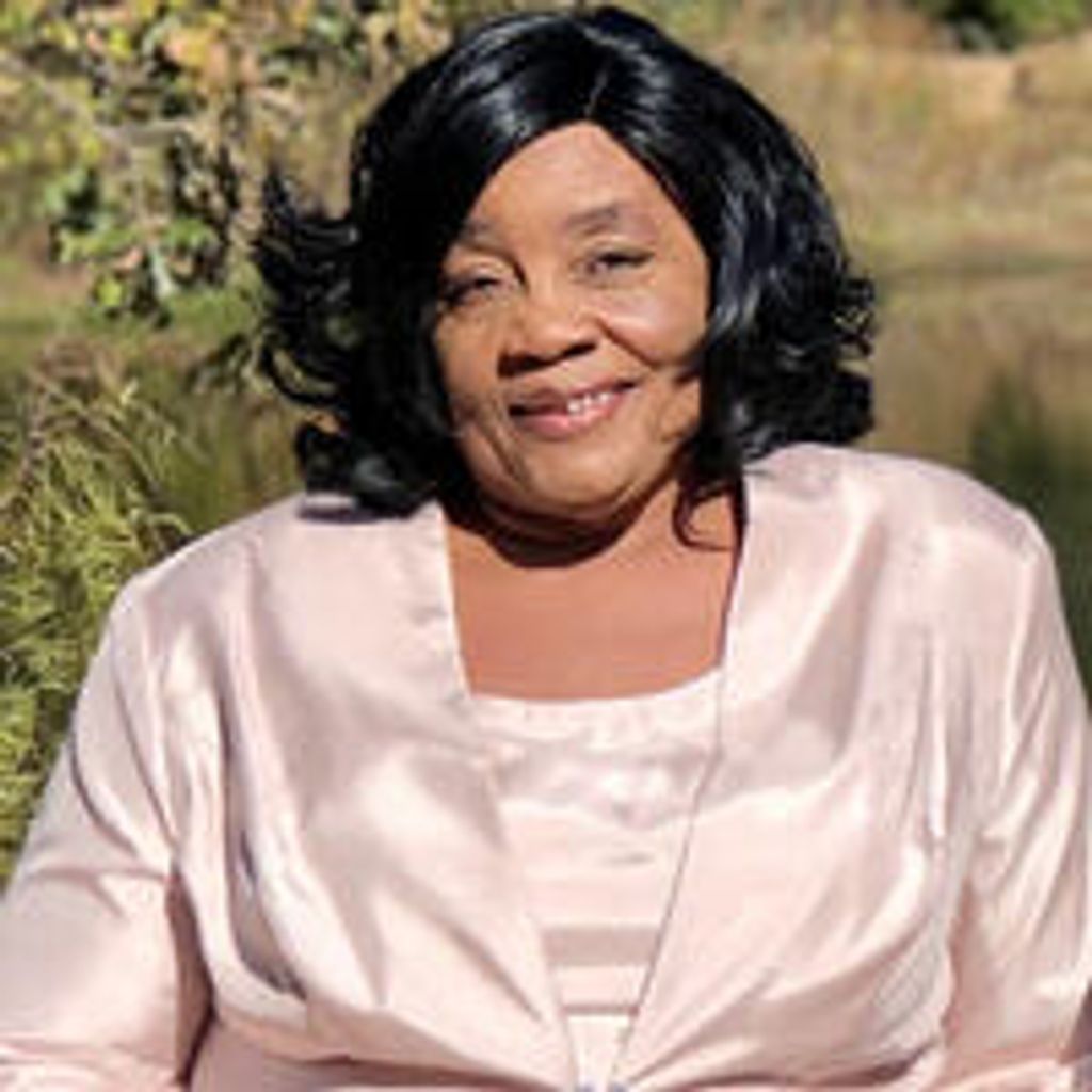 Carolyn Harris