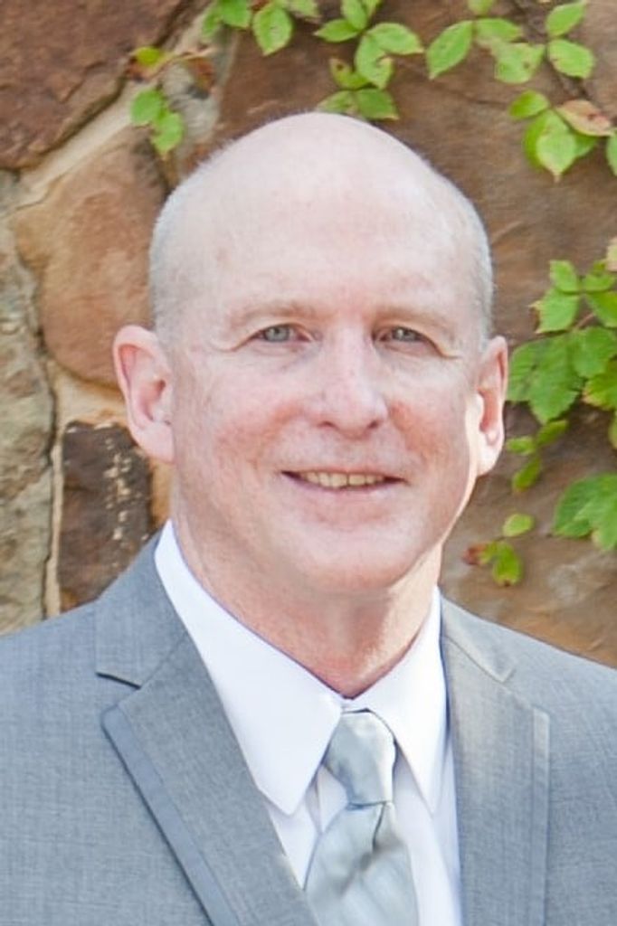 Glenn Evan Deck Profile Photo