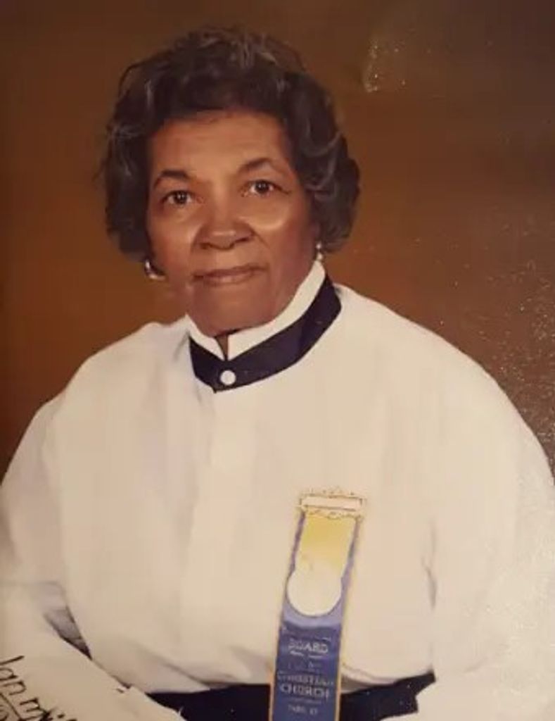 Anna Pearl (Summers)  Crumbie Profile Photo