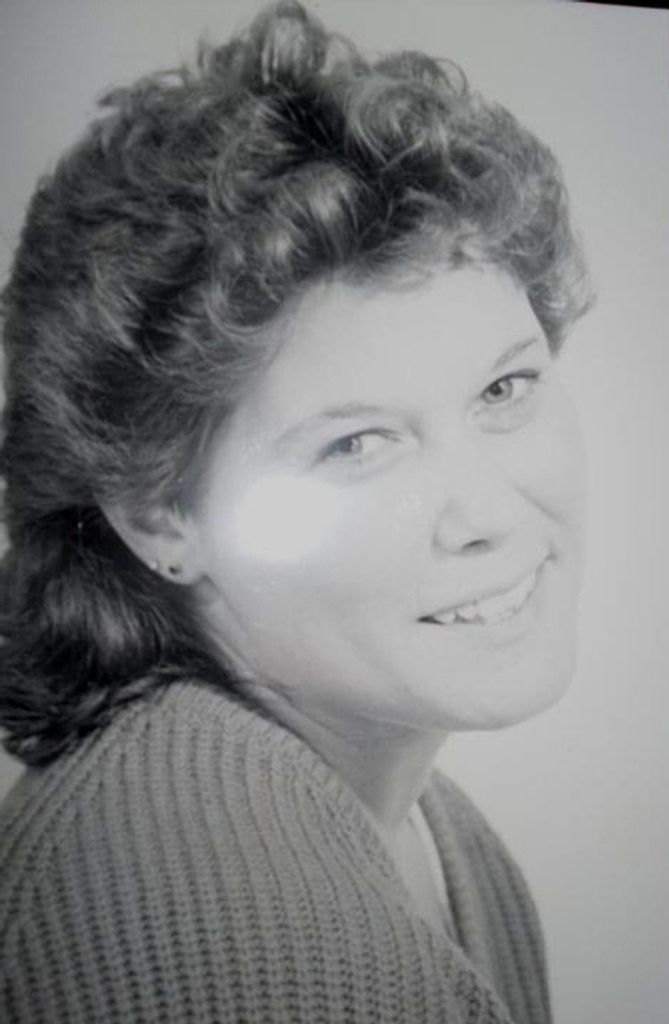 Garnet Marie Does Profile Photo