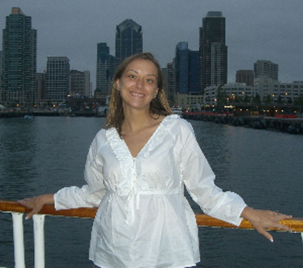 Amy Lynnedahlstrom Reser