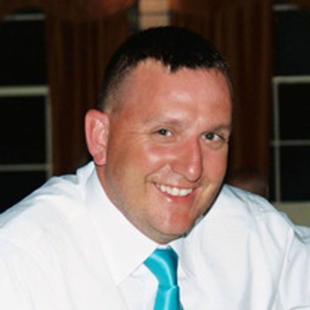 Eric  Jason  Bayless