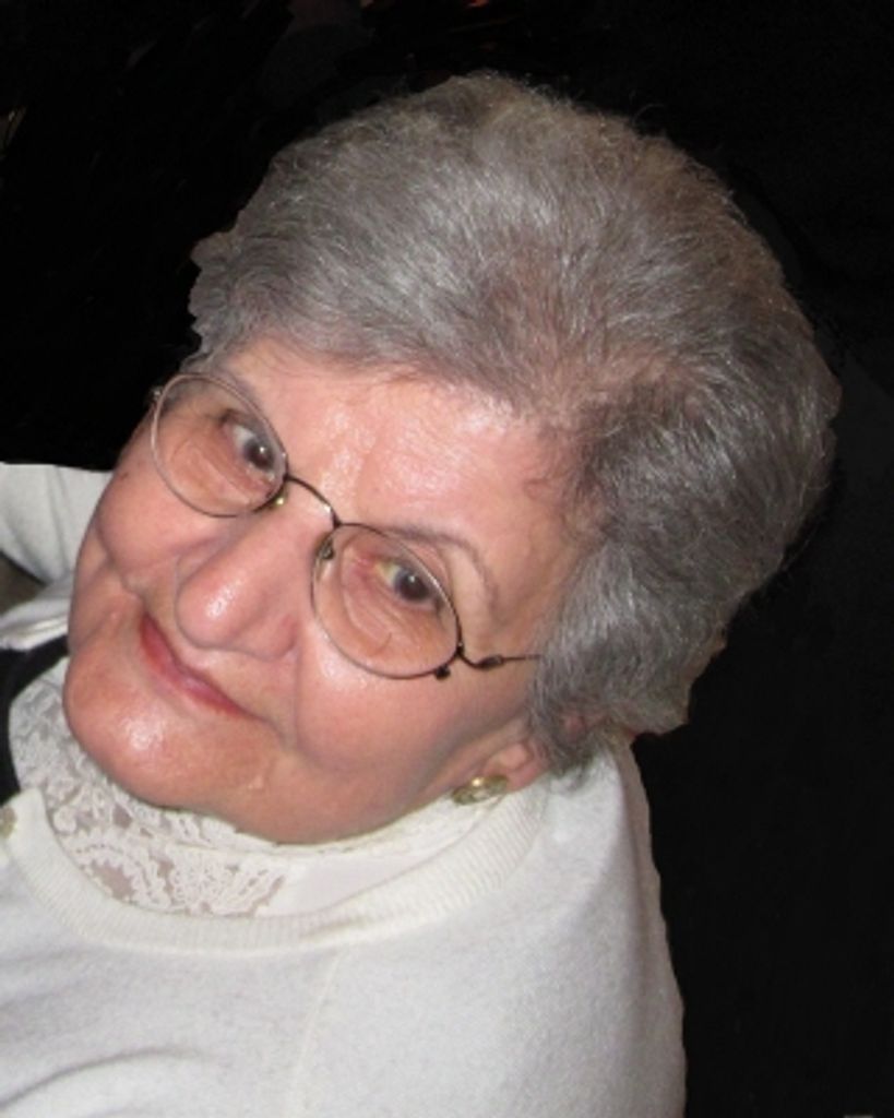 Latifeh "Mounifa" Doumani