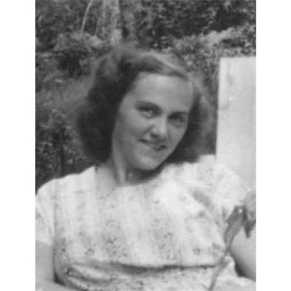 Betty L. Law-Gieson