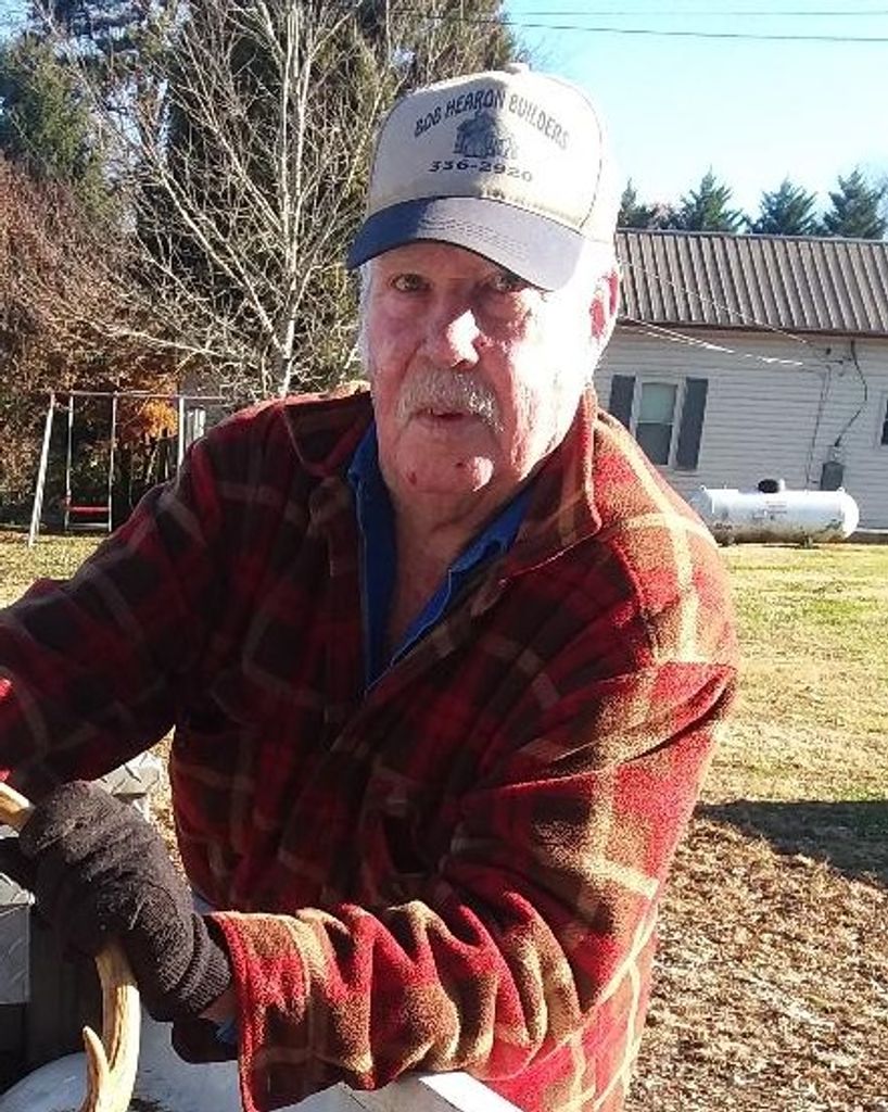 Dwight Patton "Pat" Hutsell Profile Photo