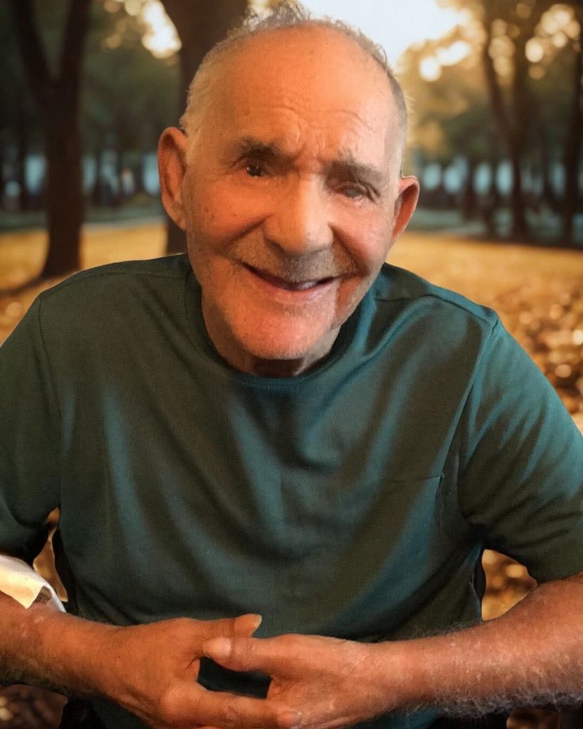 Roberto Ramon Profile Photo