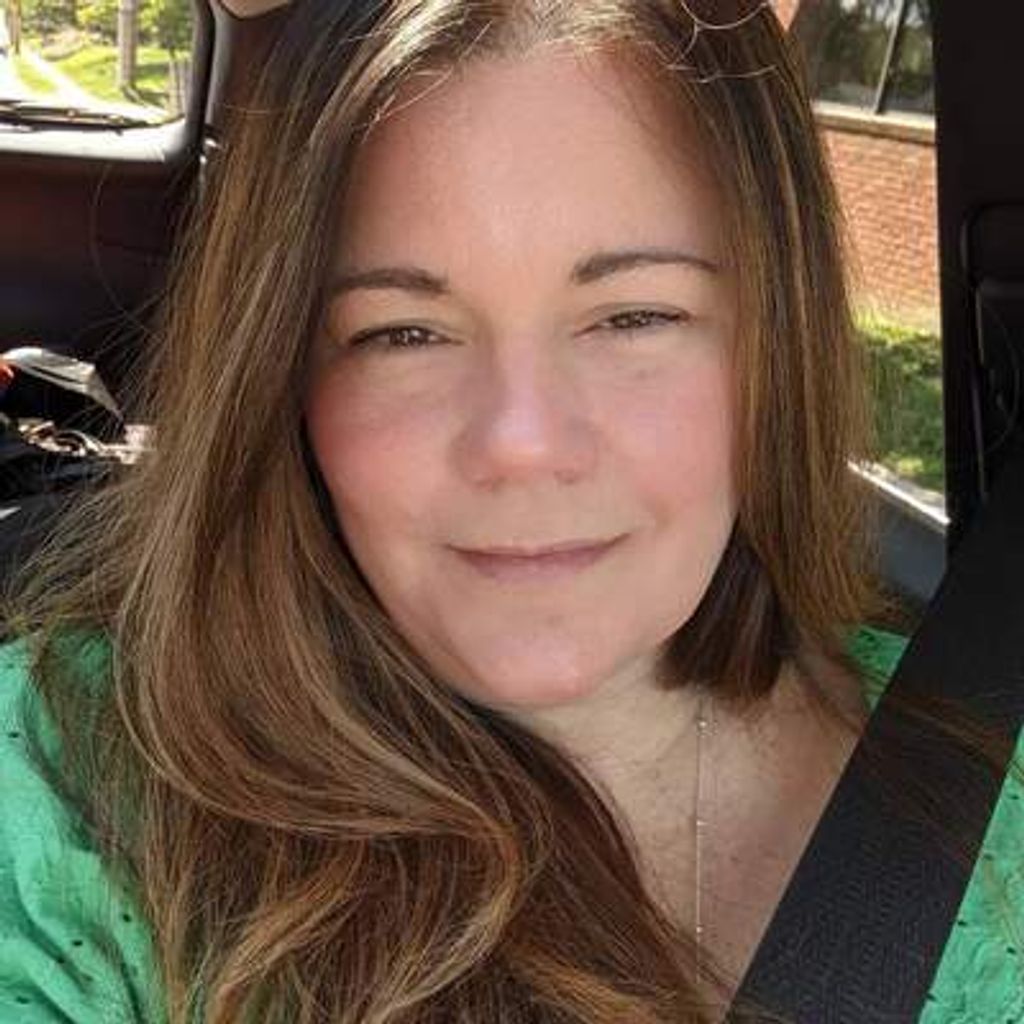 Lisa Leahann Davis Profile Photo