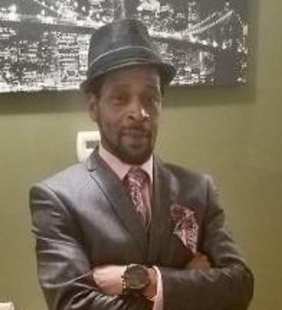 Robert Mitchell Profile Photo