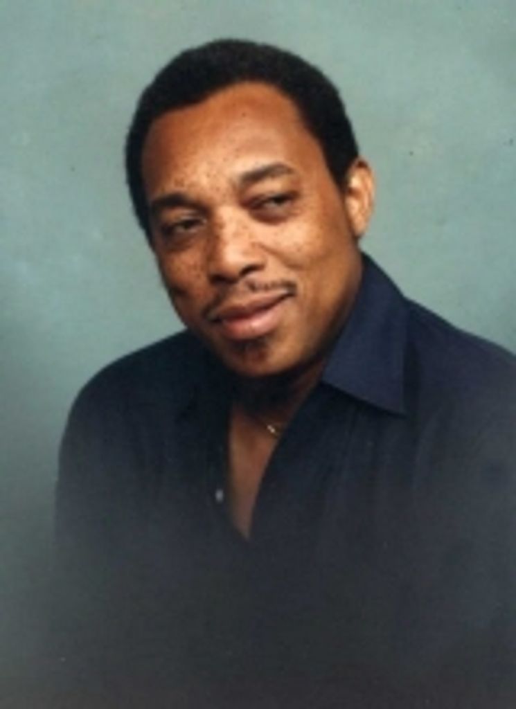 Clyde Groves Jr Profile Photo