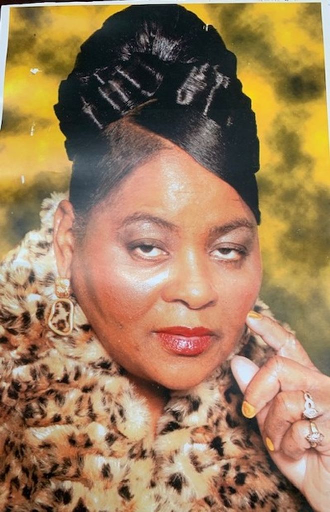 Gwendolyn Yovonne "Sister" Cusack Profile Photo