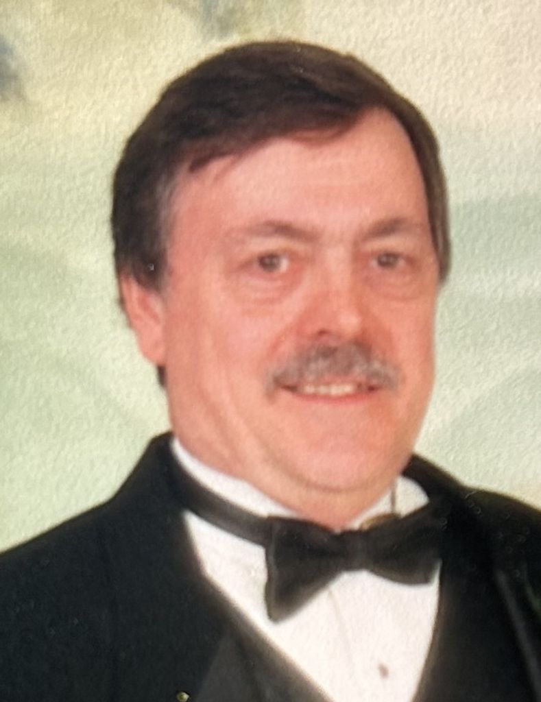 Richard J. Kwasigroch Profile Photo