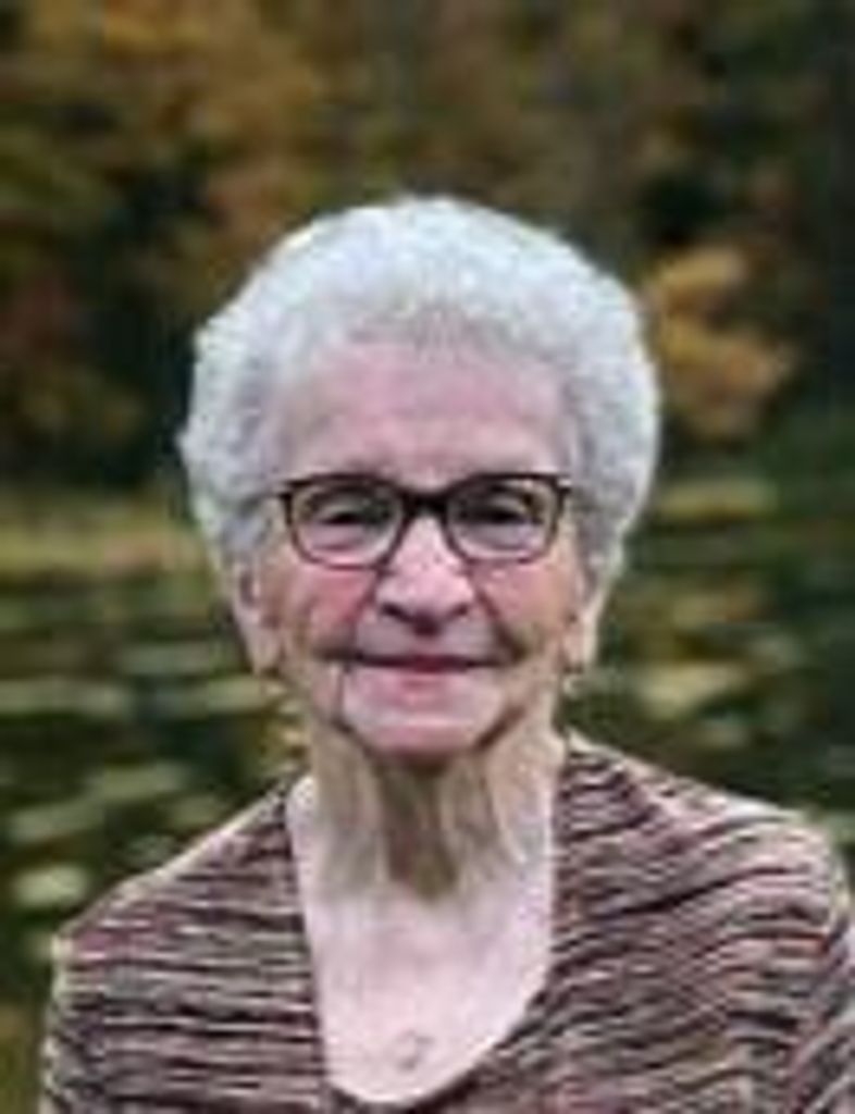 Mildred L (Huebert) Gruendl Profile Photo