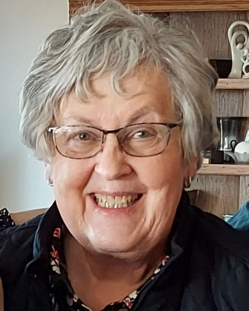 Sue Hartenstein Profile Photo