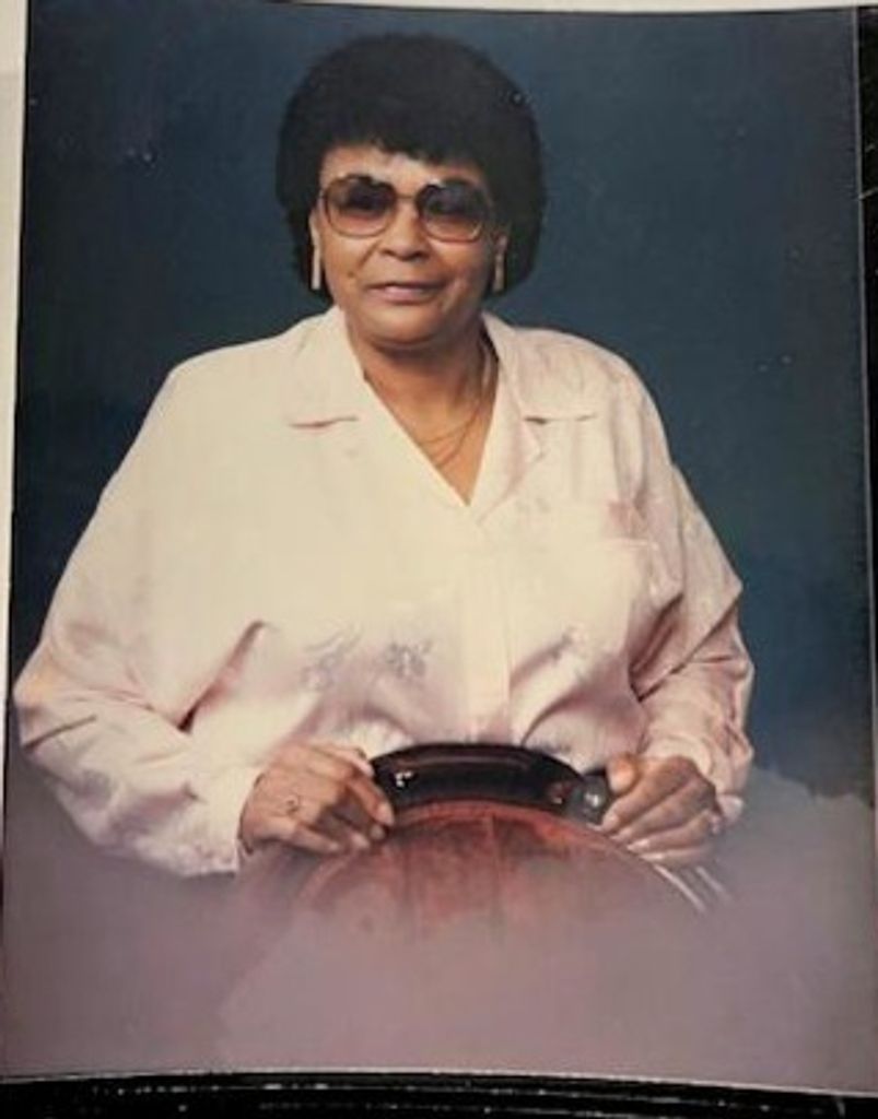 Willie Edwards Profile Photo