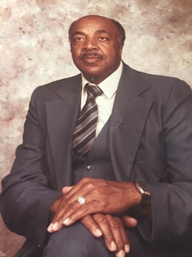 Rogers O Alexander Profile Photo