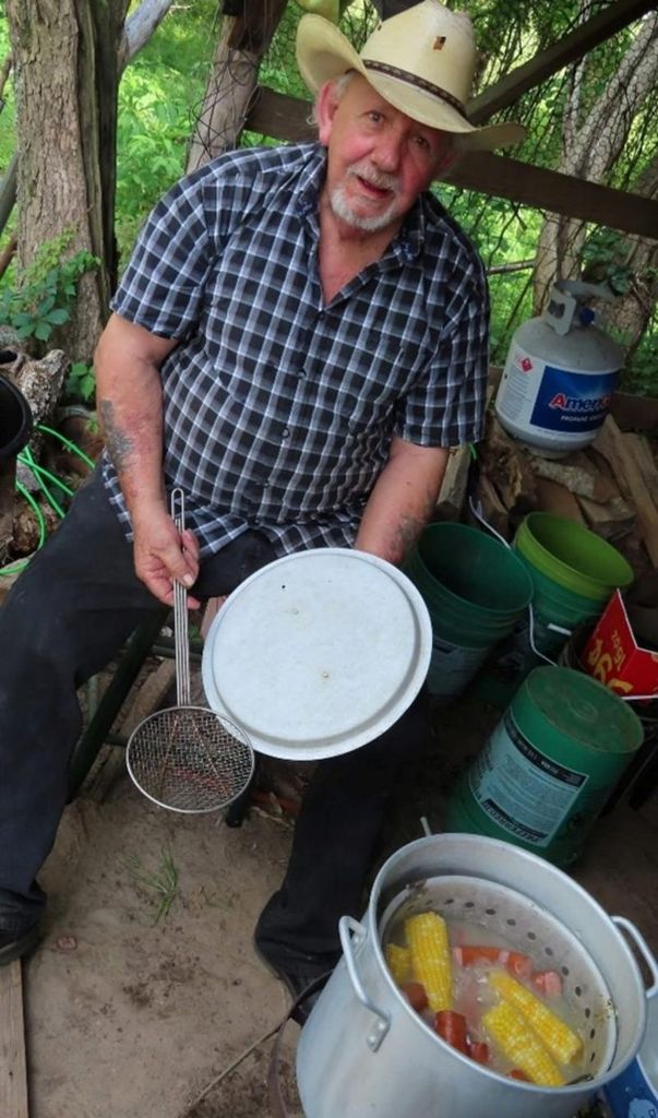 Claude Wayne Thomasee