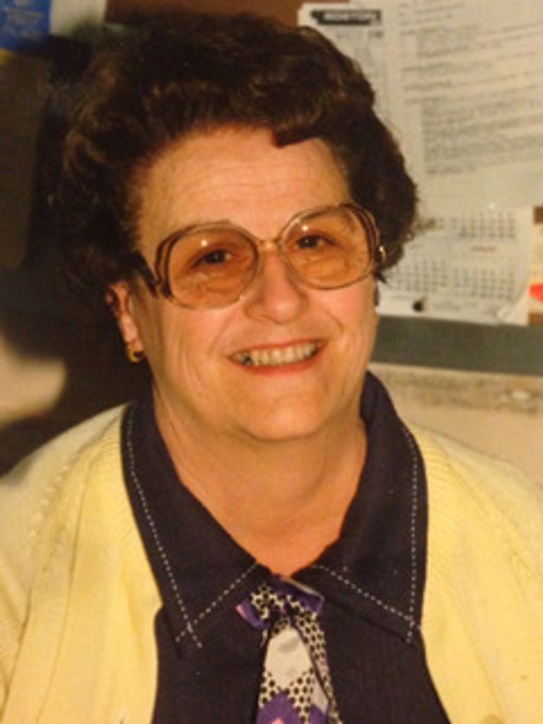 Tina Kostaras Profile Photo