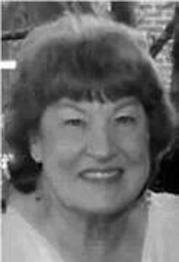 Carolyn Lewis Liner Profile Photo