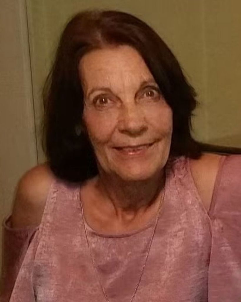 Ellen Marie Oliva Profile Photo