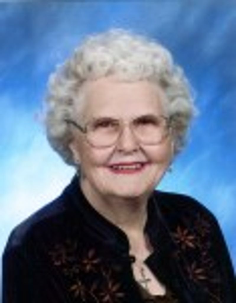 Luella Maxvold Profile Photo