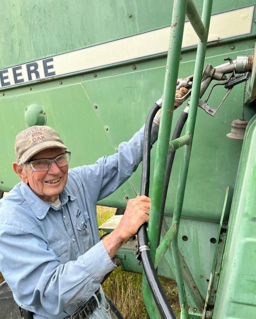 Charles Elmer Gilbreath Profile Photo