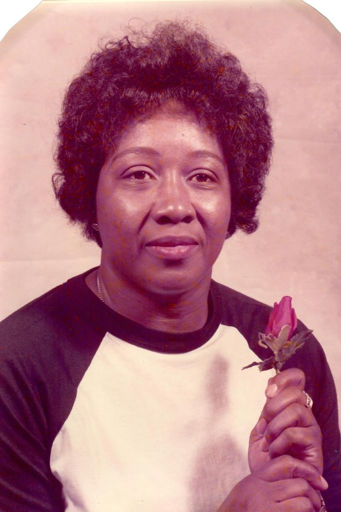 Phylis Younger Profile Photo