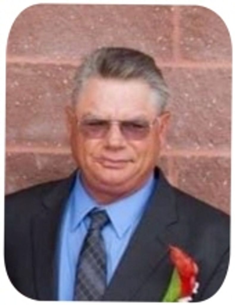 Thomas Hines Profile Photo