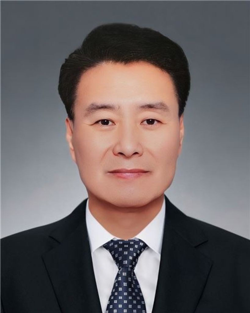 Yong Suk Choi Profile Photo