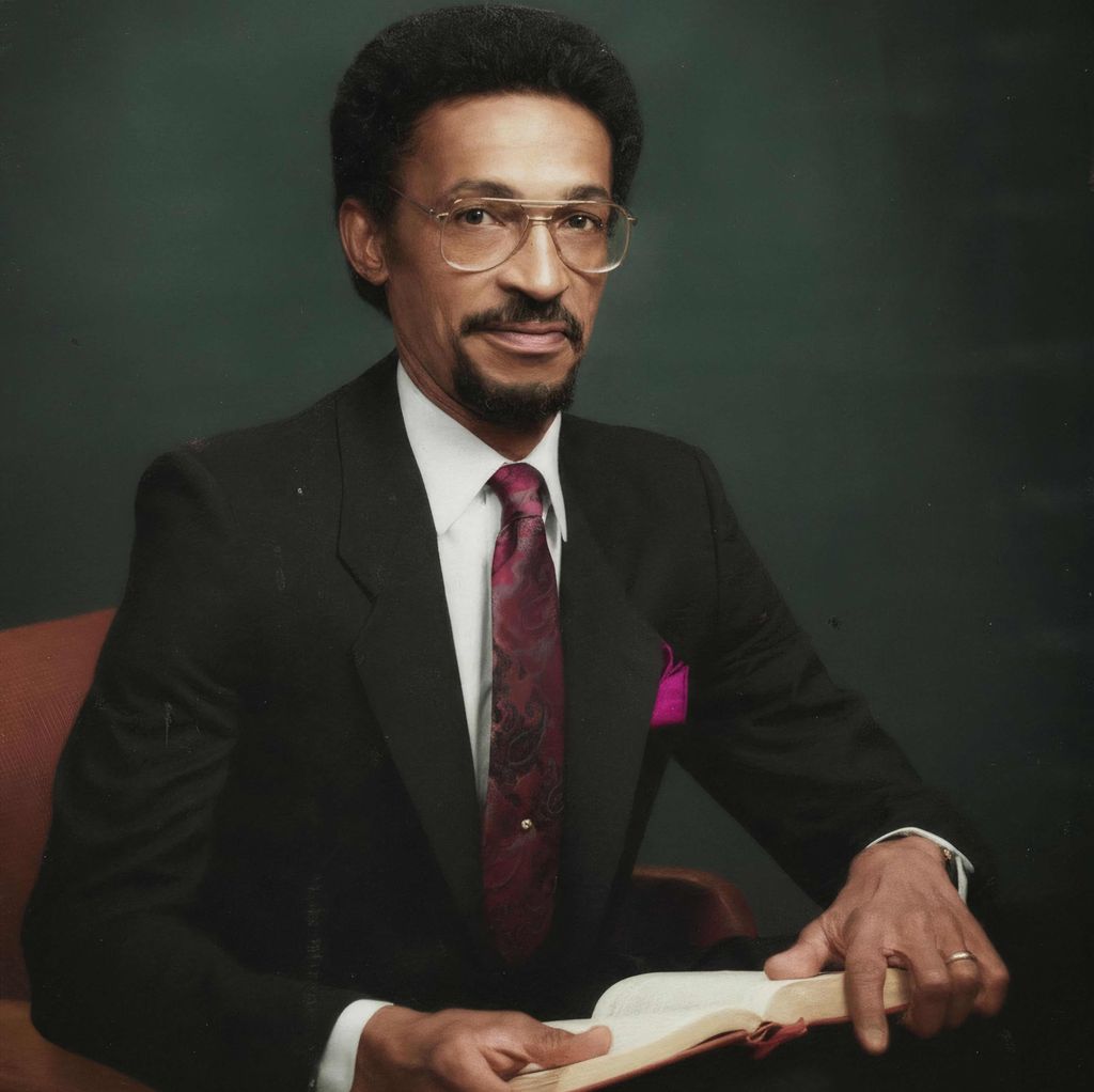 William J. J. Logan Profile Photo