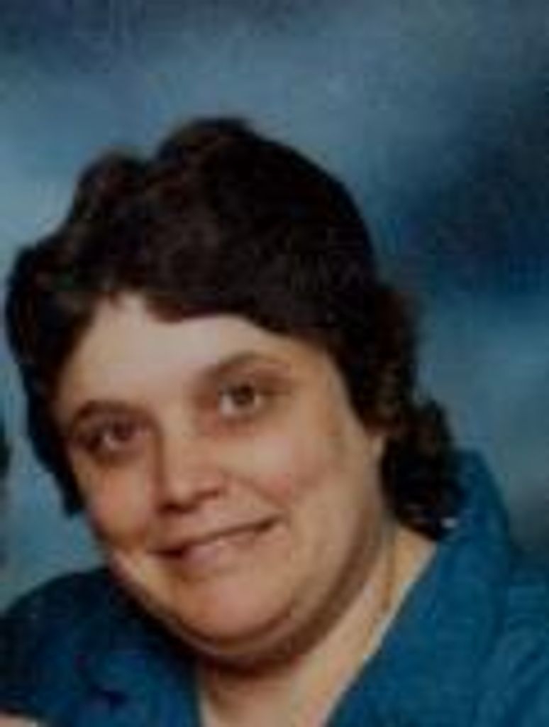 Lynette Farnham
