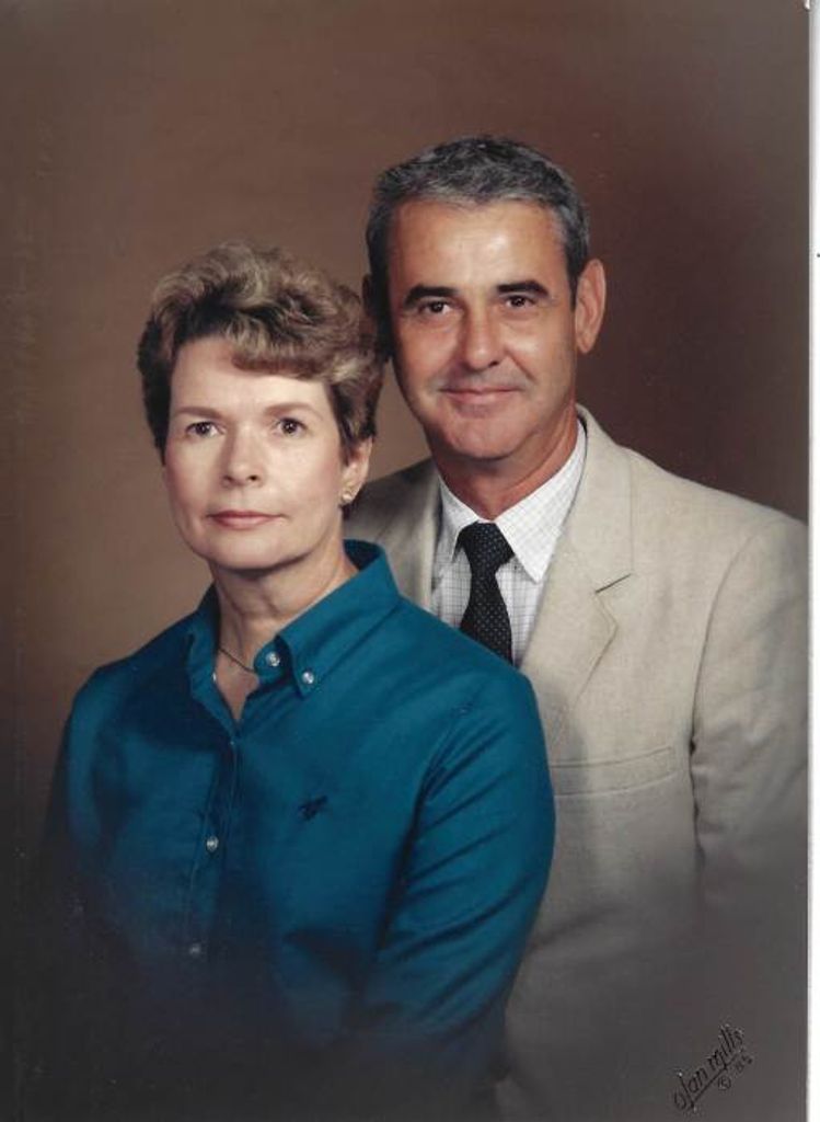 Elaine (Muse)  Thompson