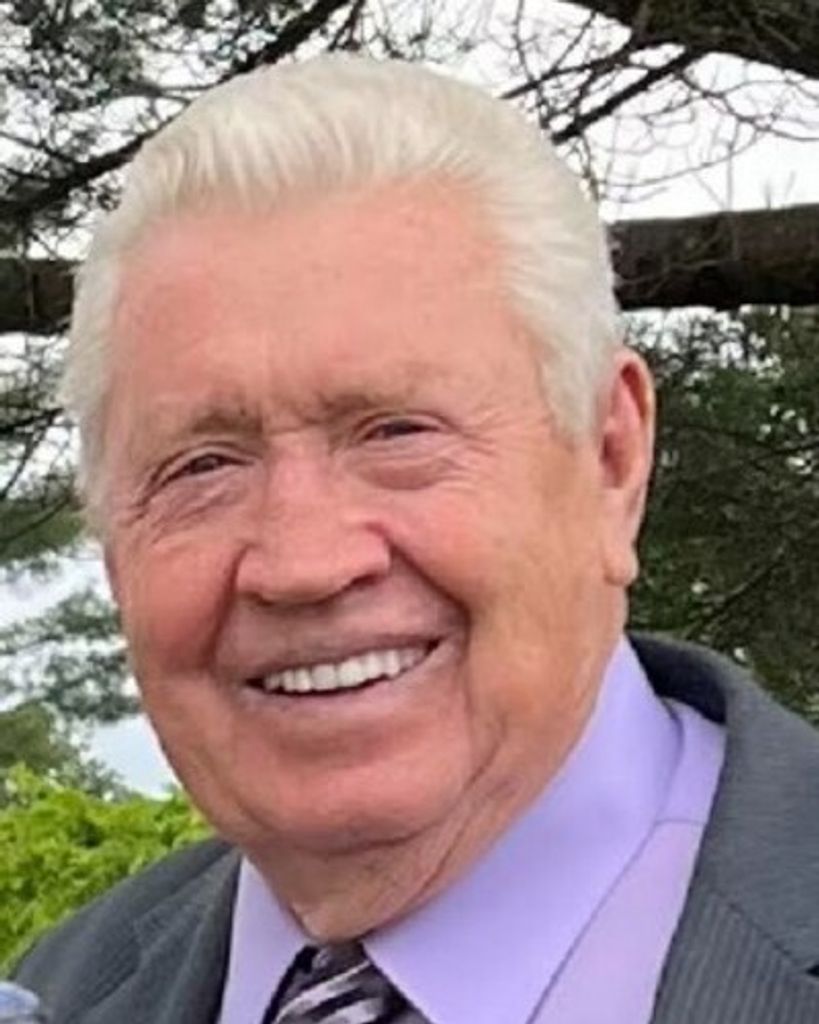 Wallace Cordell Smith Profile Photo