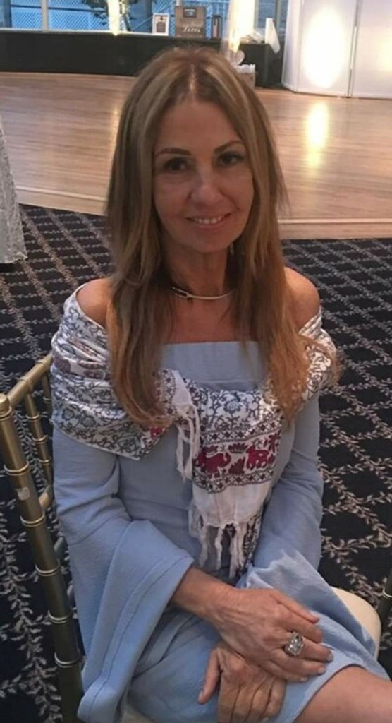 Jo Ann De John