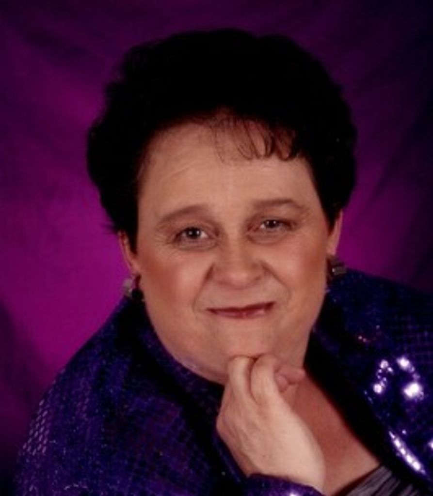 Connie Robertson Profile Photo