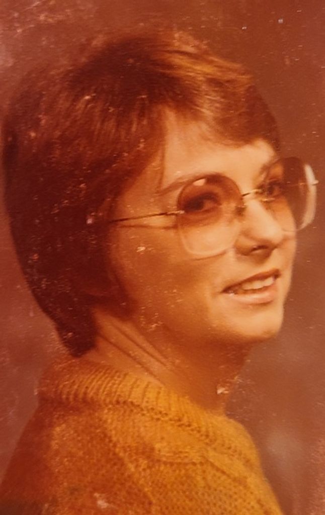 Lois Geralds Profile Photo