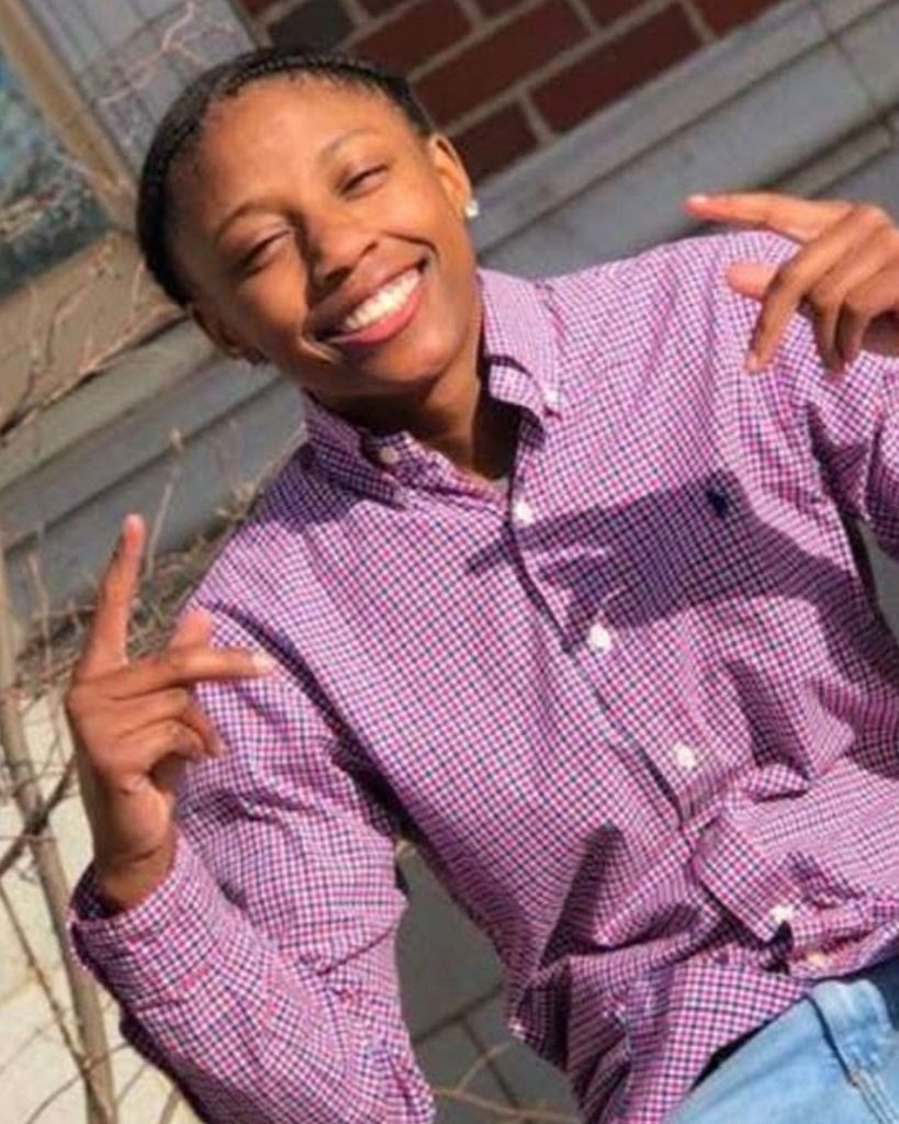 Dezmonea "Dez" Kejell Antwine