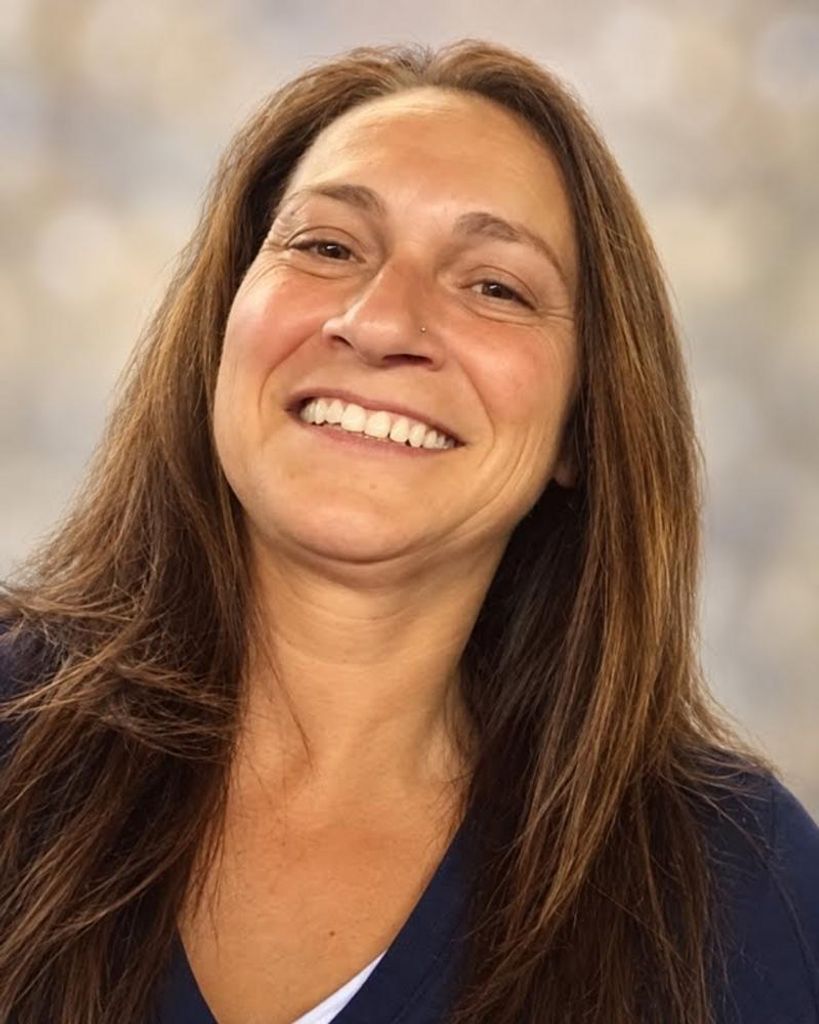 Susan Deoliveira Profile Photo