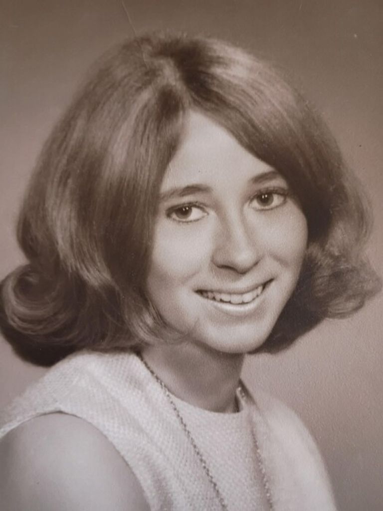 Holly (Johnson)  Mathias