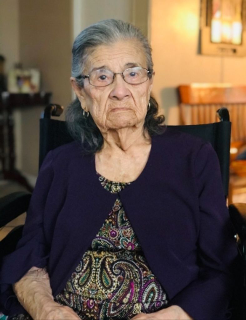 Maria  Lydia  Calderon