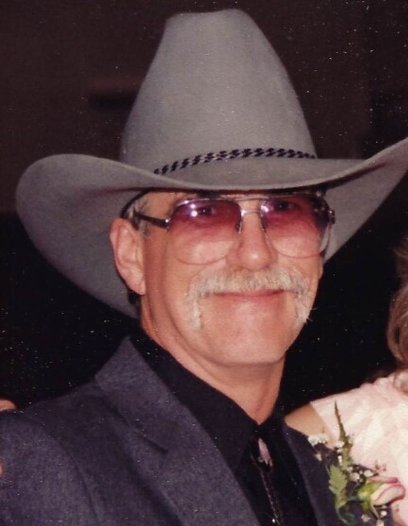 Dennis Halbritter