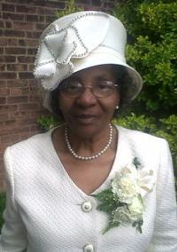 Rev. Estella Dell Thompson