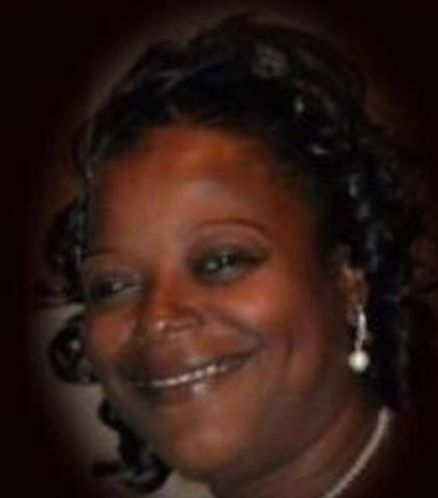 Rosalind "Nikki" Tracy